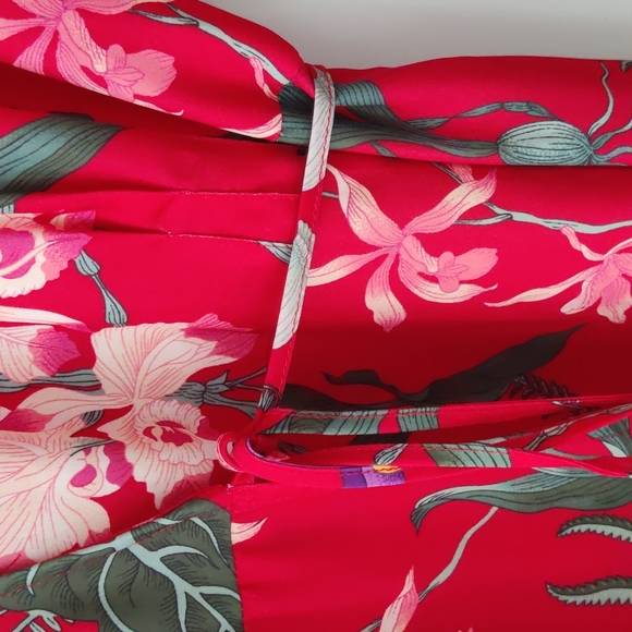 H&M V-neck Wrap Floral Dress | US8 - Picture 6 of 8